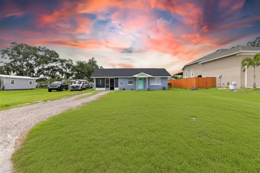 304 4th Avenue Nw, Ruskin, FL 33570 - #3