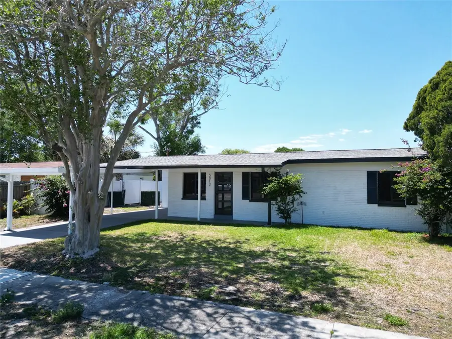 5812 Liverpool Drive, Tampa, FL 33615 - #3