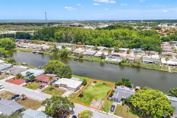 7211 Ashwood Drive, PORT RICHEY, FL 34668
