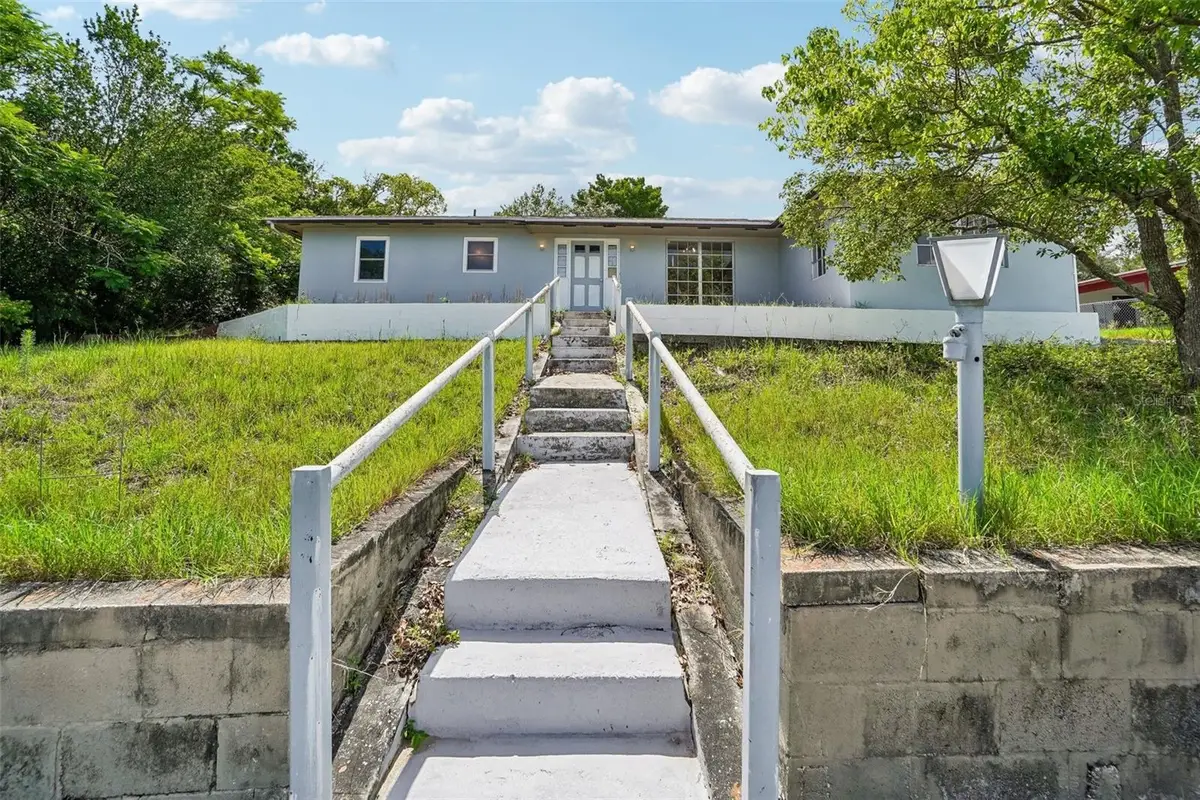 1090 Edgehill Ave, Spring Hill, FL 34606 - #1