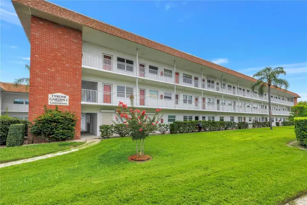 5729 13th Avenue N #102D, ST PETERSBURG, FL 33710