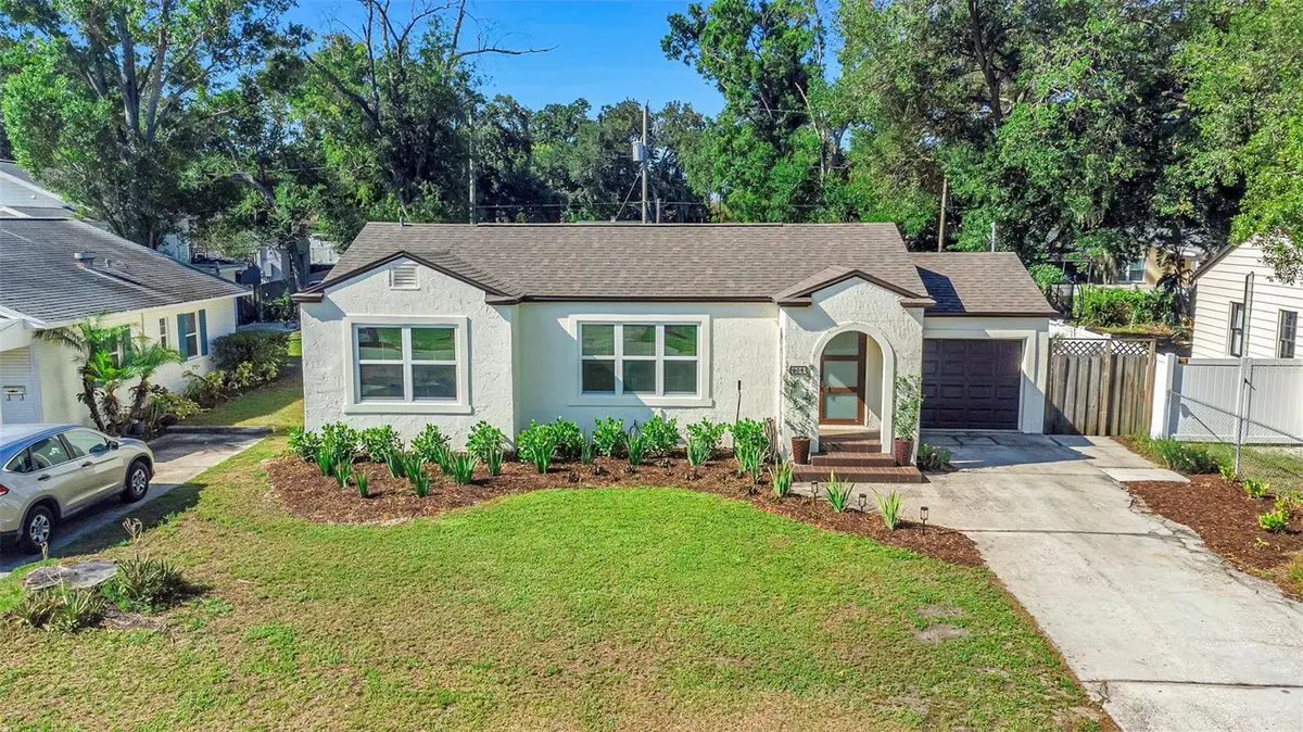 908 W Candlewood Avenue, Tampa, FL 33603 - #1