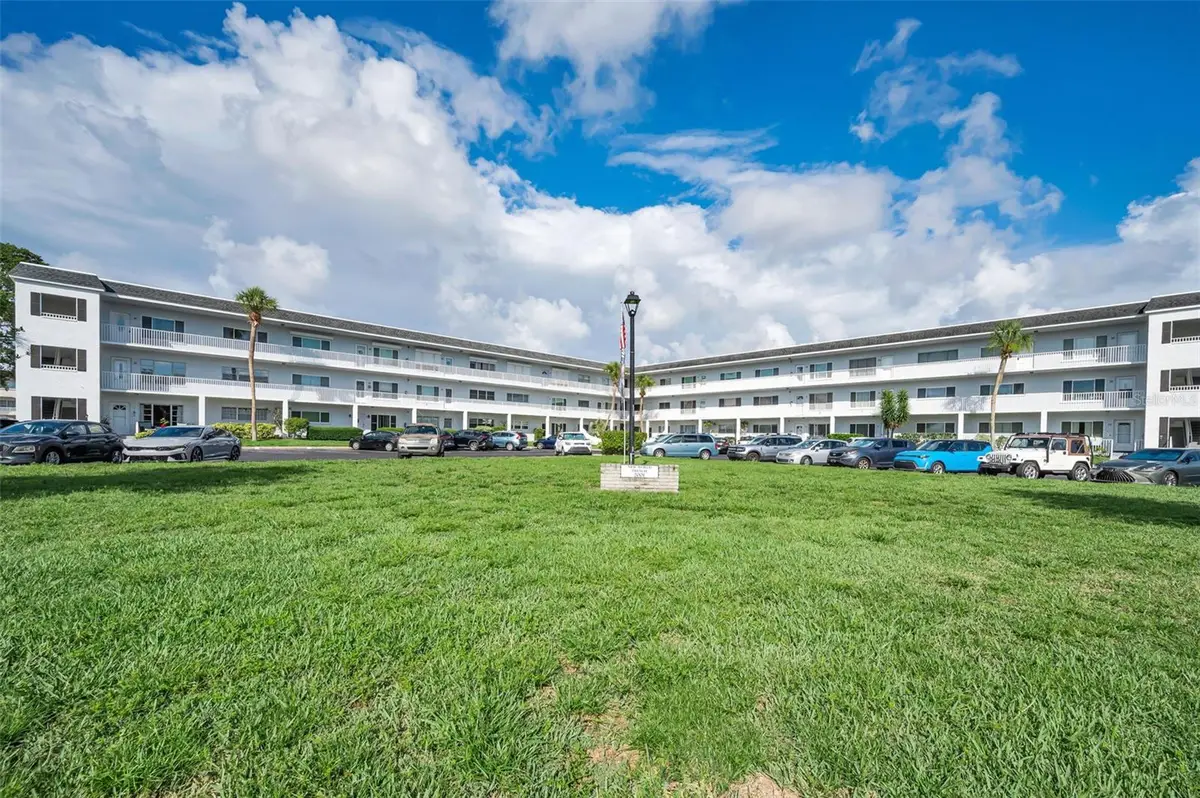 2001 World Parkway Boulevard #39, Clearwater, FL 33763 - #1