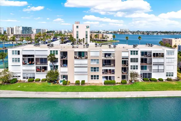 7625 Sun Island Drive S #304, SOUTH PASADENA, FL 33707