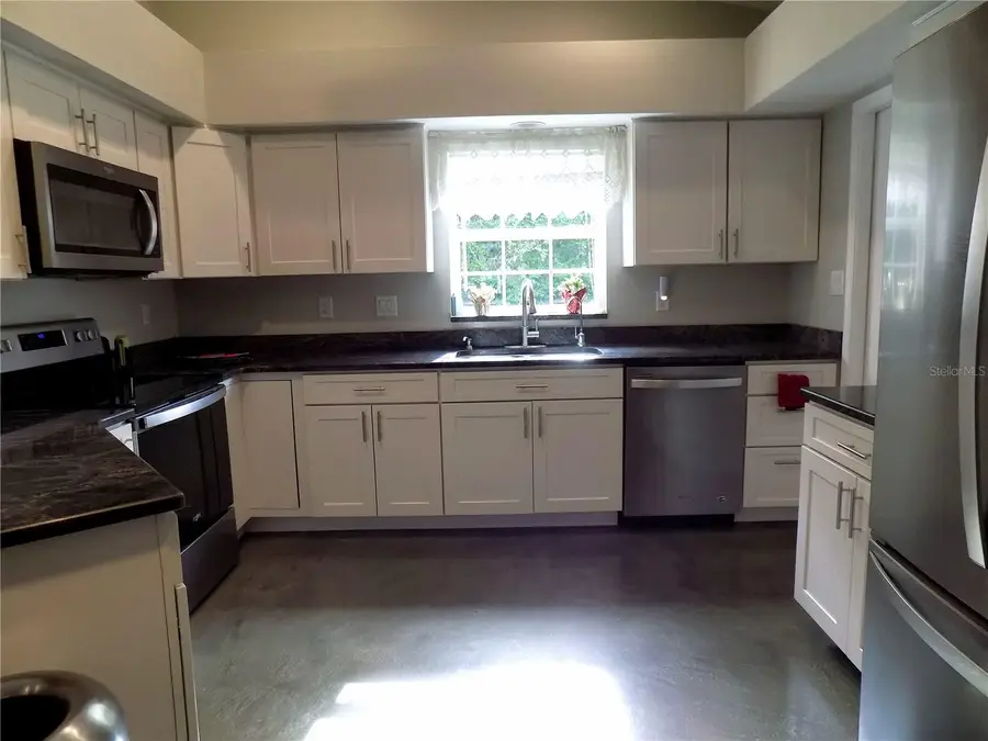 3374 Cooper Road, Plant City, FL 33565 - #3