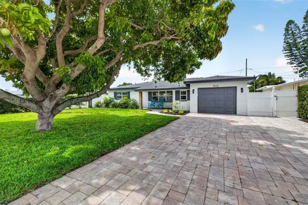 9836 52nd Terrace N, ST PETERSBURG, FL 33708