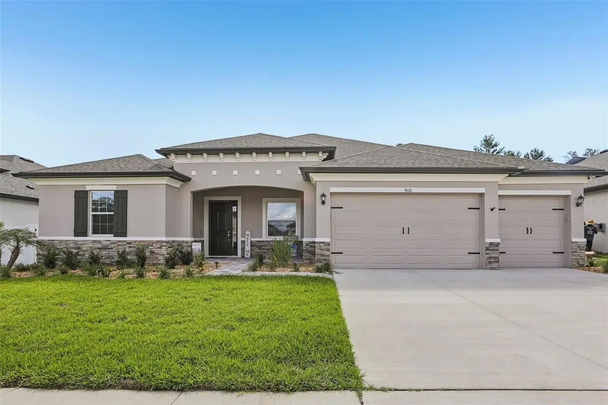 902 Tierra Dr, Spring Hill, FL 34609 - #1