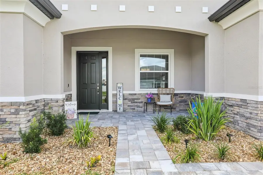 902 Tierra Dr, Spring Hill, FL 34609 - #2