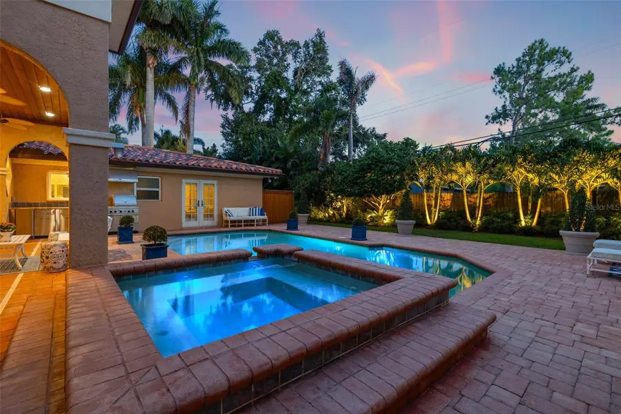 1124 Seville Lane Ne, Saint Petersburg, FL 33704 - #2
