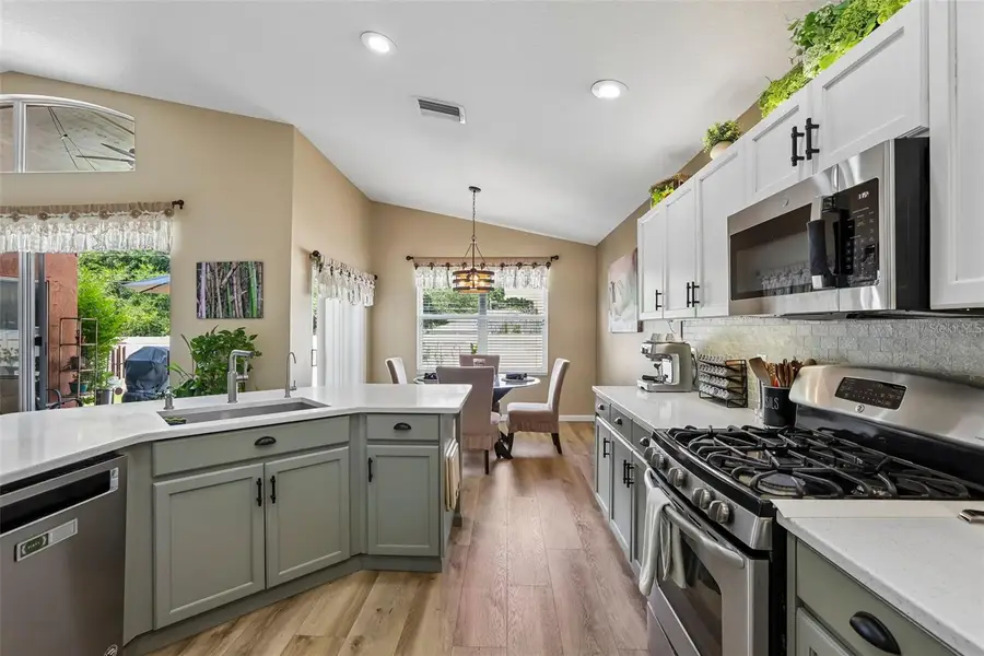 2708 Valencia Grove Drive, Valrico, FL 33596 - #3