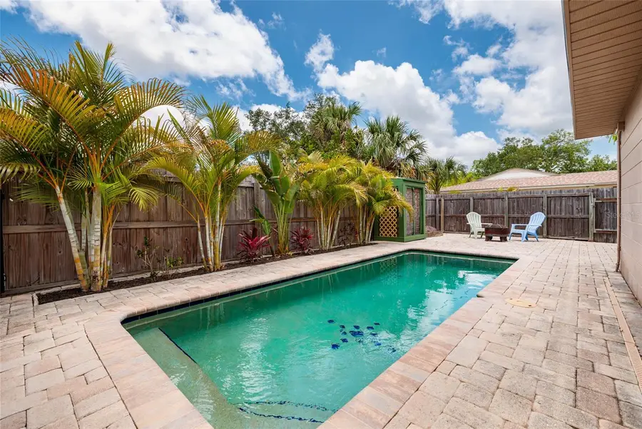 511 74th Avenue N, Saint Petersburg, FL 33702 - #3