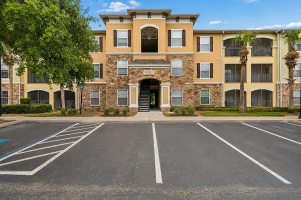 10203 Courtney Palms Boulevard #103, TAMPA, FL 33619