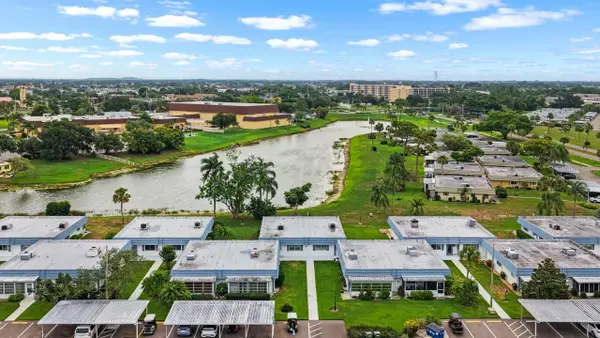 1901 Andover Way #38, SUN CITY CENTER, FL 33573