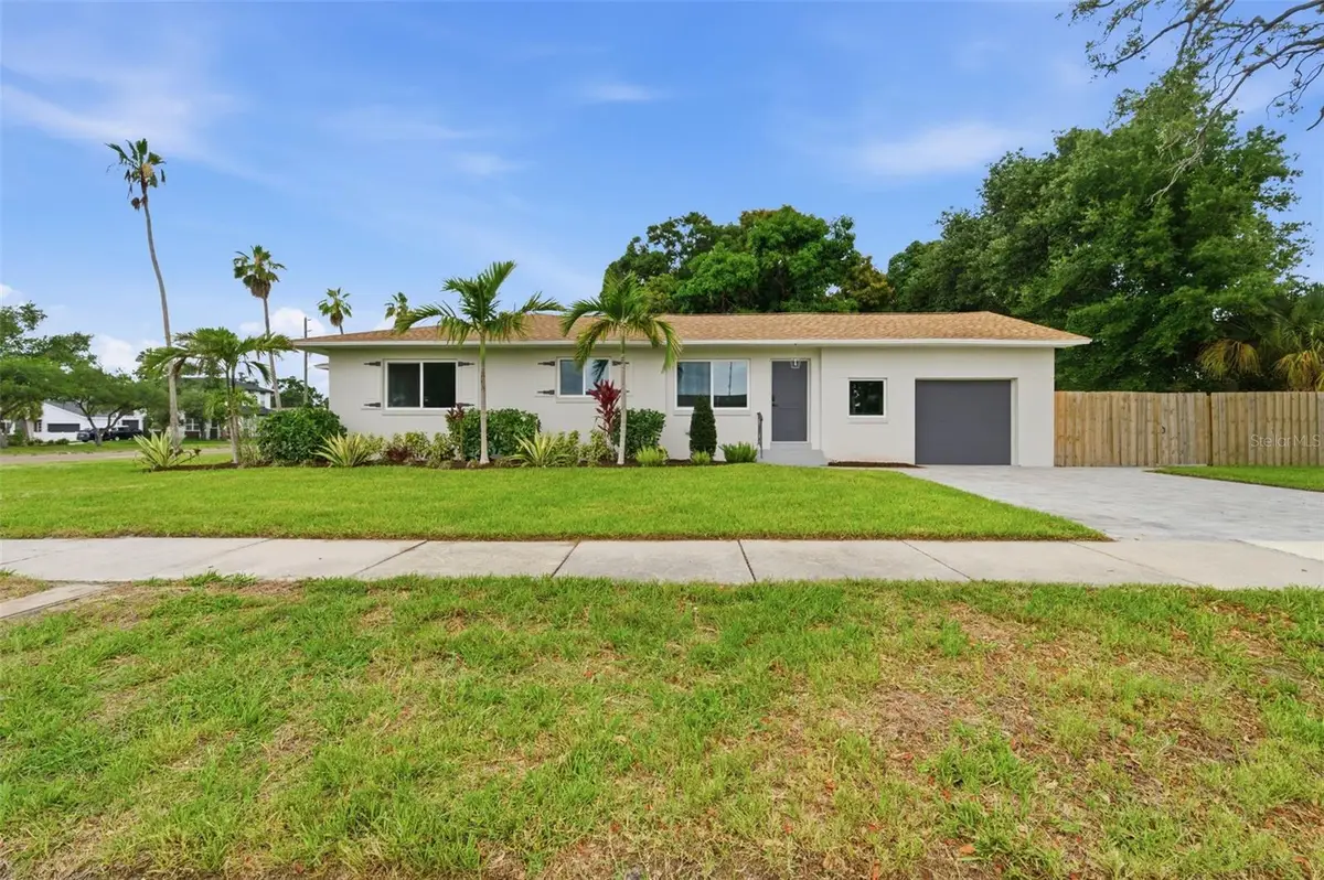 1401 49th Street N, Saint Petersburg, FL 33710 - #1
