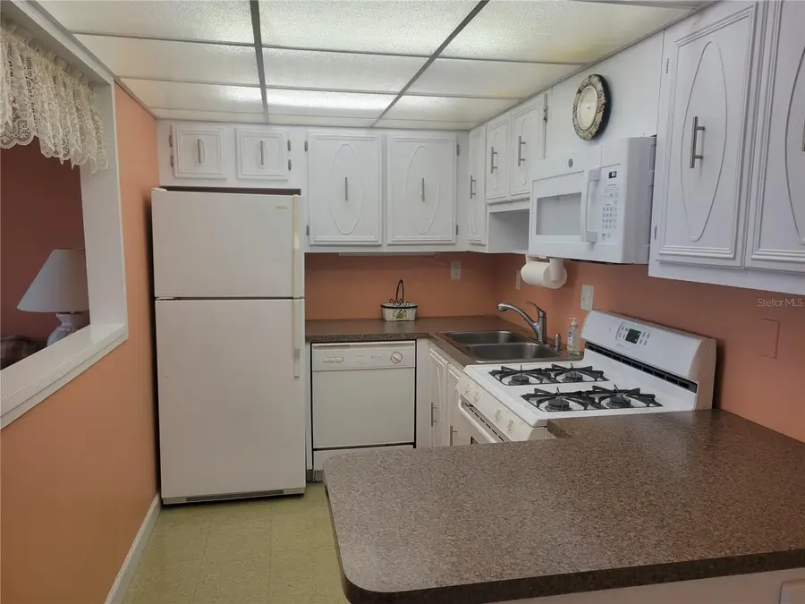 9950 62nd Terrace N #417, Saint Petersburg, FL 33708 - #2