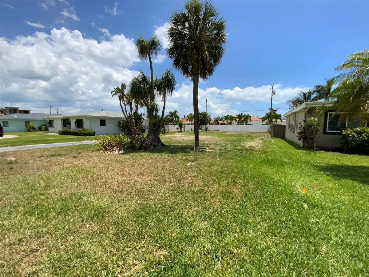 380 46th Avenue, Saint Pete Beach, FL 33706 - #1