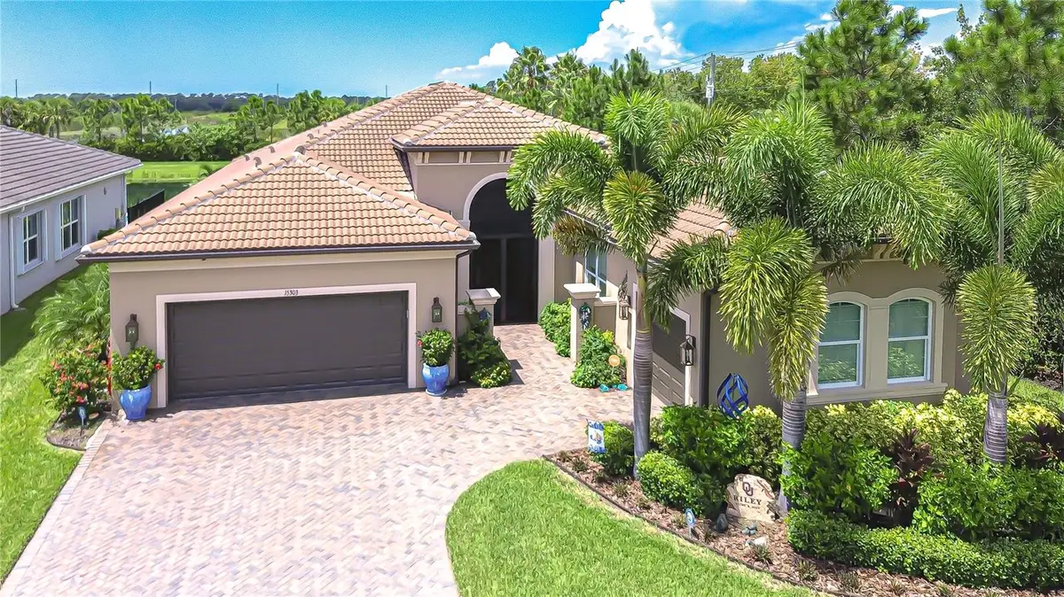 15303 Valencia Del Sol Street, Wimauma, FL 33598 - #1