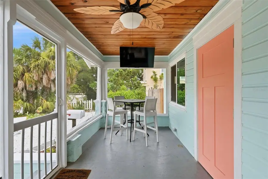146 16th Avenue Se, Saint Petersburg, FL 33701 - #3