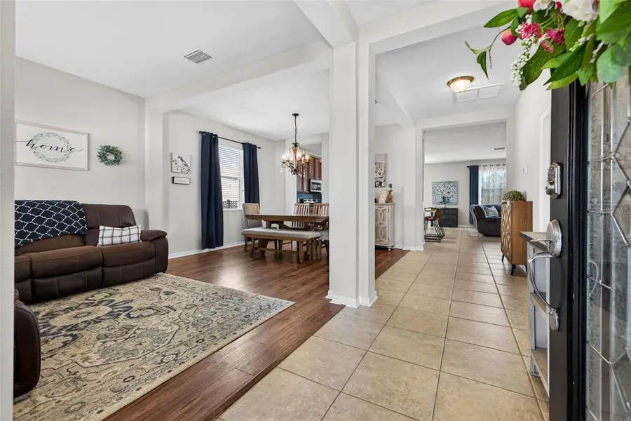 9634 Oak Glade Avenue, Tampa, FL 33647 - #2
