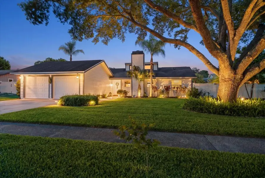 420 Oxford Road, Palm Harbor, FL 34683 - #2