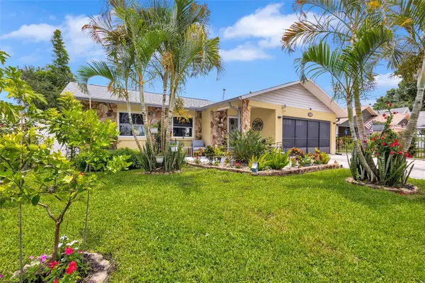 3437 35th Street N, ST PETERSBURG, FL 33713