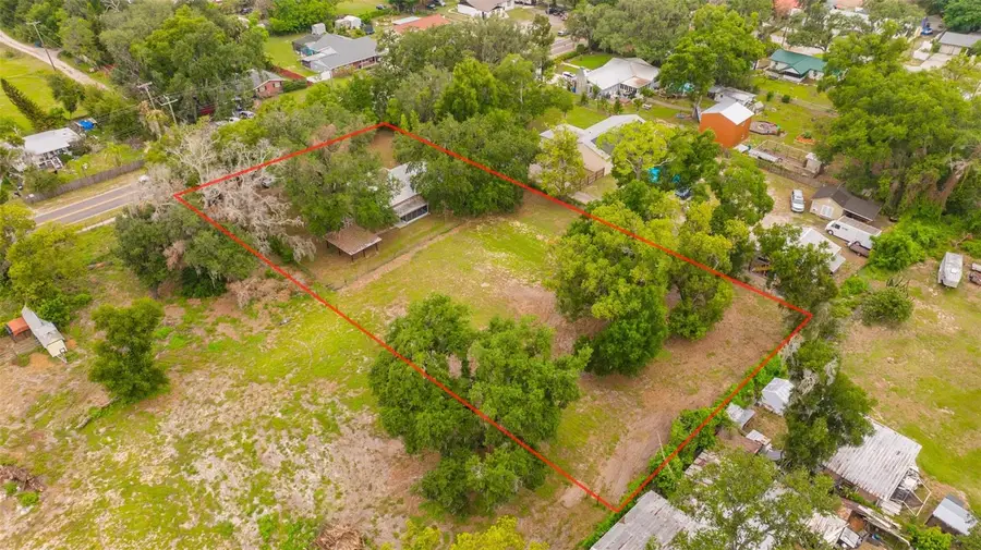 308 S Kingsway Road, Seffner, FL 33584 - #2