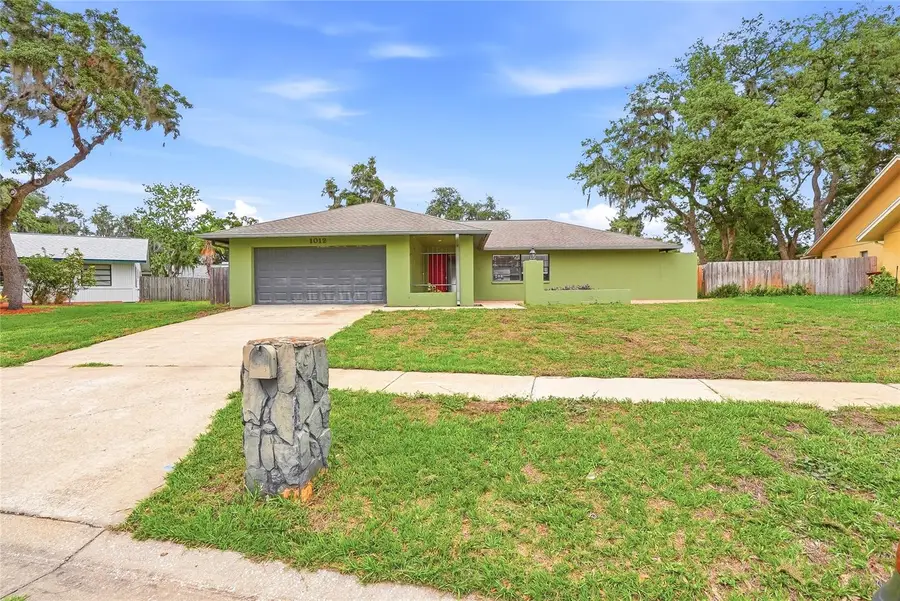 1012 Redbud Circle, Plant City, FL 33563 - #2