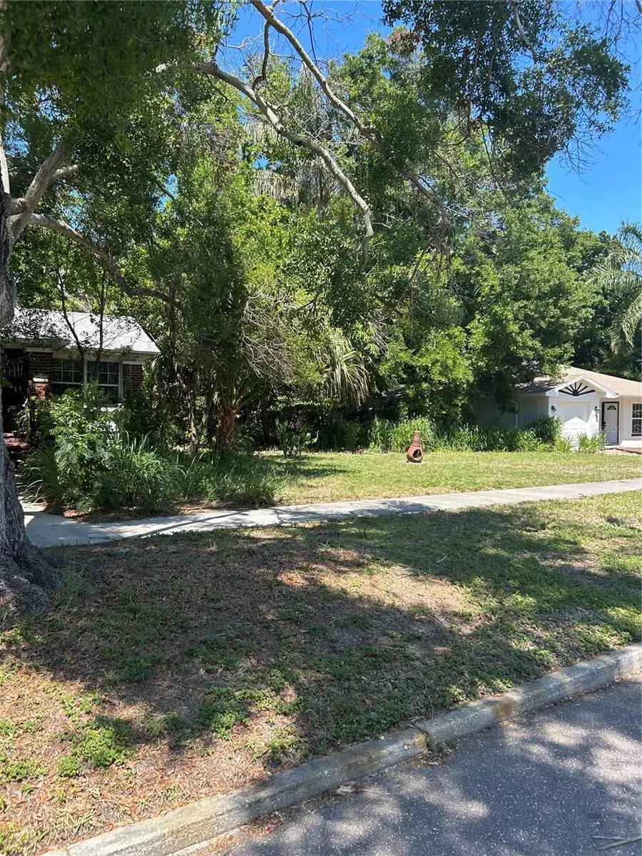 2720 Bayside Drive S, Saint Petersburg, FL 33705 - #3