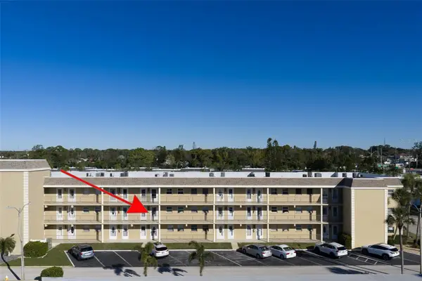 1 Boca Ciega Point Boulevard #212, ST PETERSBURG, FL 33708