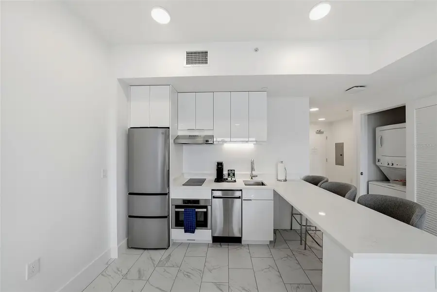 411 E Shore Drive #207, Clearwater Beach, FL 33767 - #2