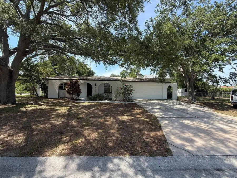 4589 32nd Avenue N, Saint Petersburg, FL 33713 - #3