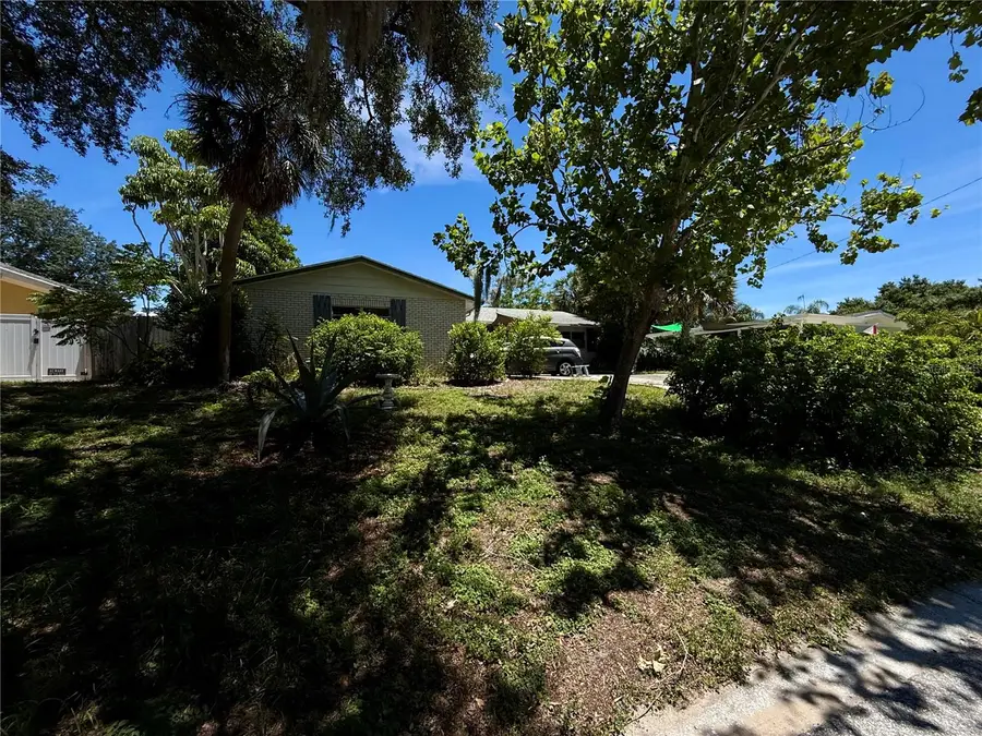 1004 Connecticut Road, Tarpon Springs, FL 34689 - #2