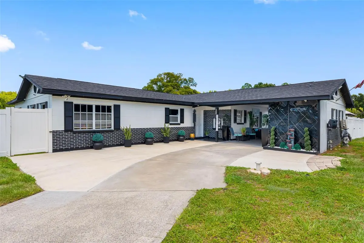 5515 Lake Le Clare Road, Lutz, FL 33558 - #1