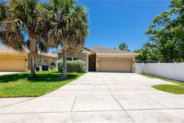 902 8th Avenue Nw, LARGO, FL 33770