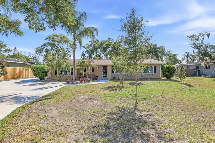 12109 Forest Hills Drive, Tampa, FL 33612 - #2