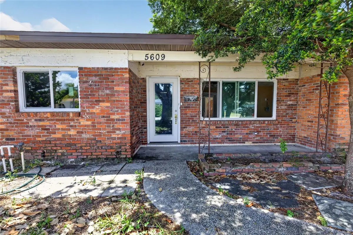 5609 Larimer Drive, Tampa, FL 33615 - #1