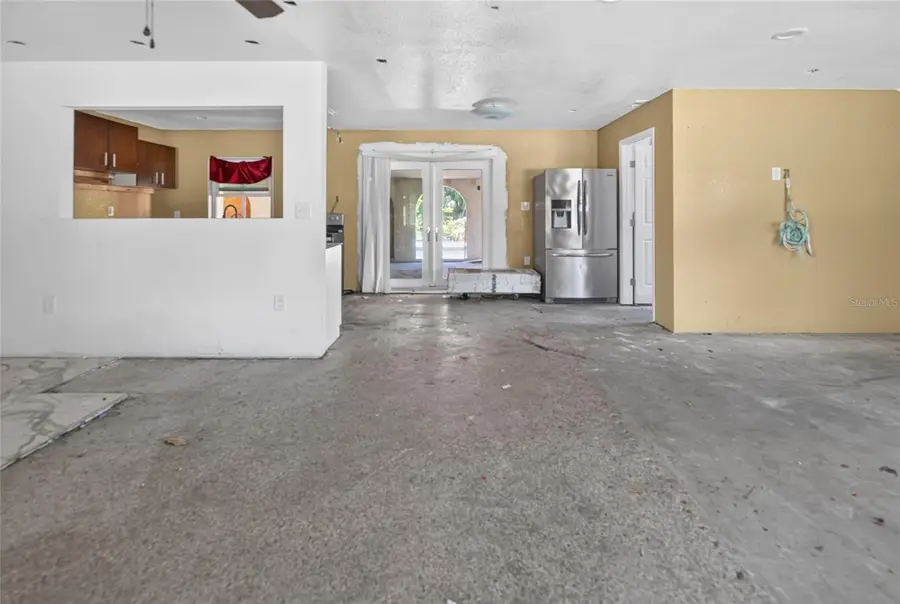 5609 Larimer Drive, Tampa, FL 33615 - #2