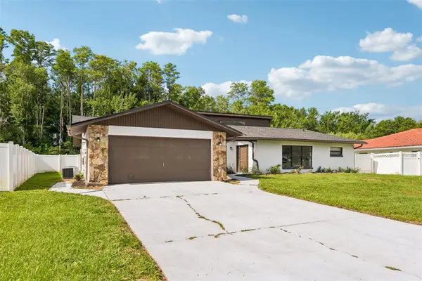 4545 Debbie Lane, LUTZ, FL 33559