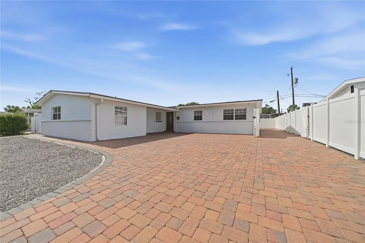 6033 Ambassador Drive, Tampa, FL 33615 - #1
