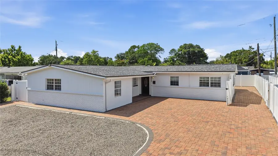 6033 Ambassador Drive, Tampa, FL 33615 - #2