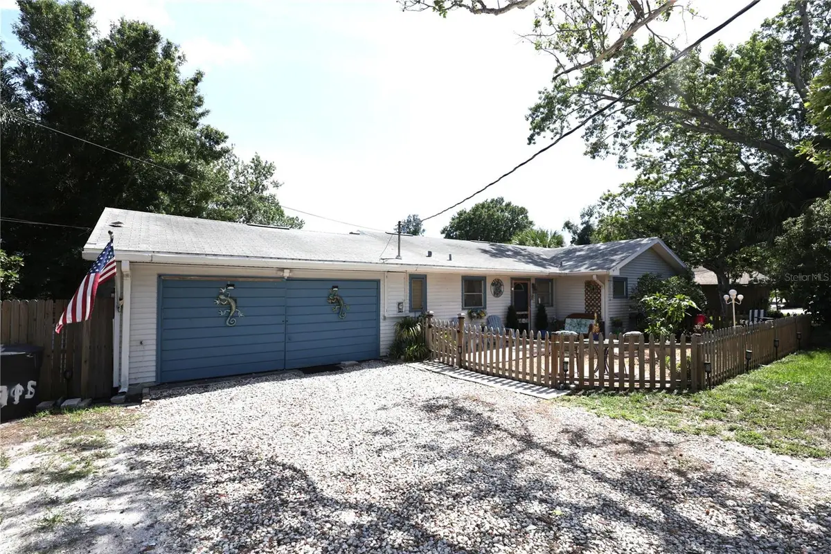 915 Dempsey Street, Clearwater, FL 33756 - #1