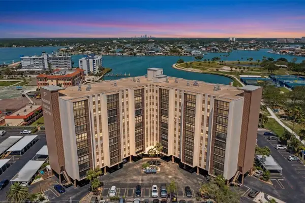 10355 Paradise Boulevard #812, TREASURE ISLAND, FL 33706