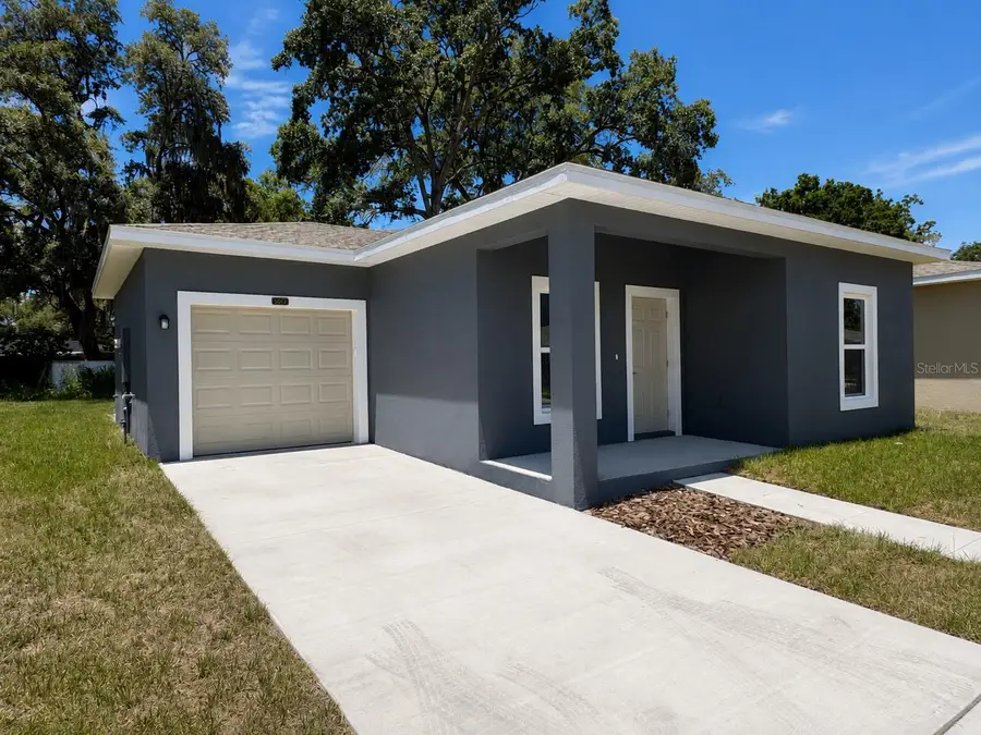 5012 Finders Ct, Tampa, FL 33617 - #2