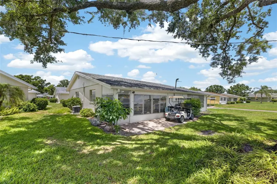 402 Dorchester Place #31, Sun City Center, FL 33573 - #3