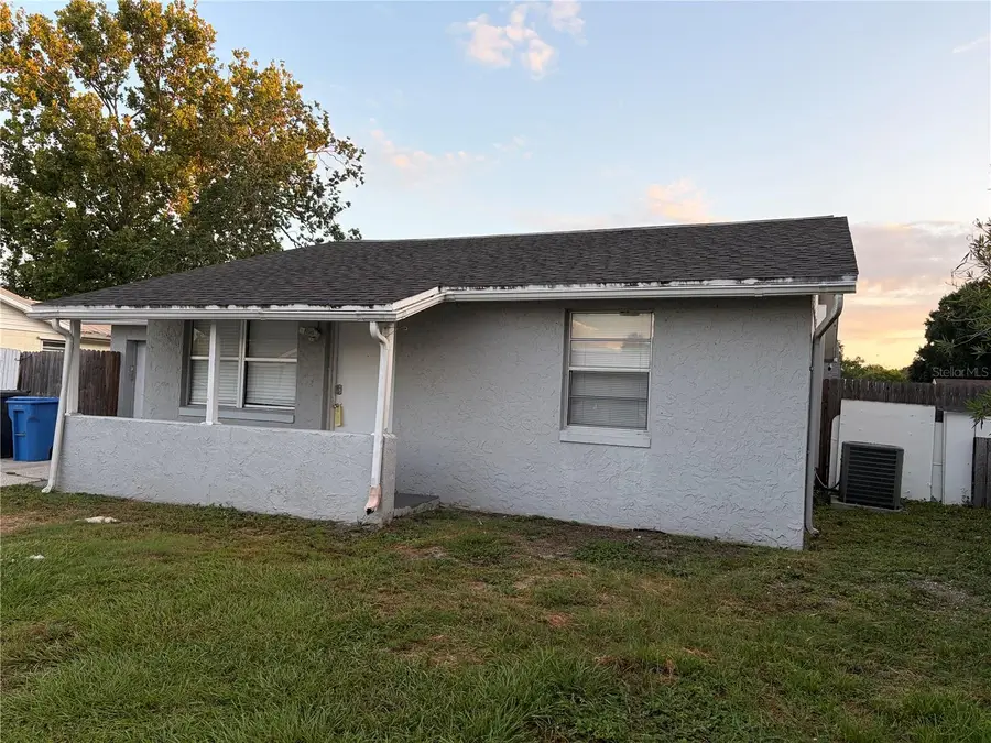 10103 Flair Court, Tampa, FL 33615 - #2