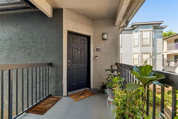 8414 Lucuya Way #201, TAMPA, FL 33637
