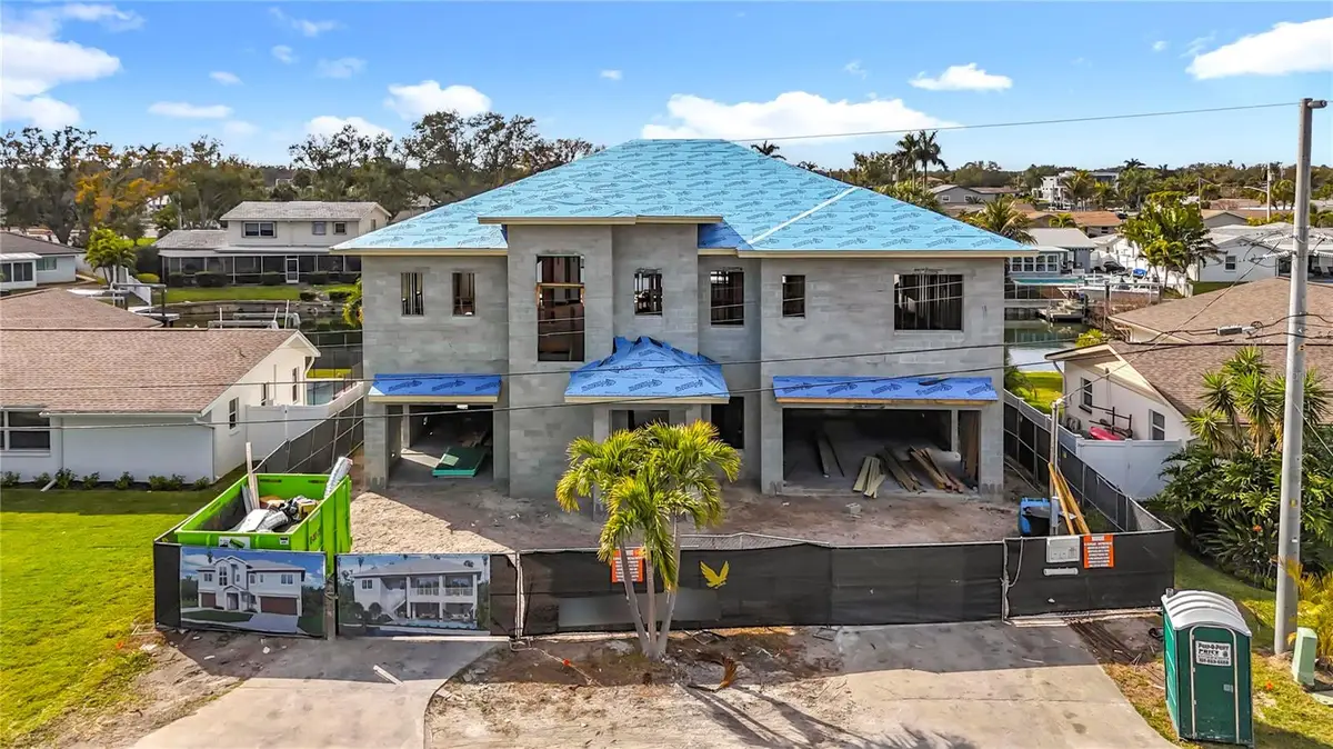 4086 13th Lane Ne, Saint Petersburg, FL 33703 - #1