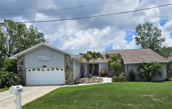 2210 Bayou Drive, HOLIDAY, FL 34691