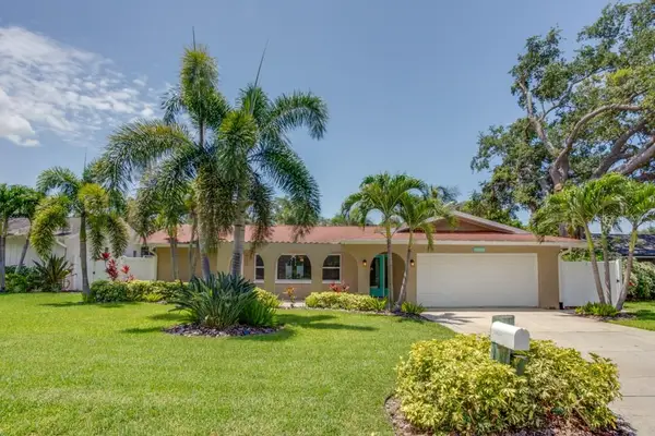 14060 82nd Avenue, SEMINOLE, FL 33776