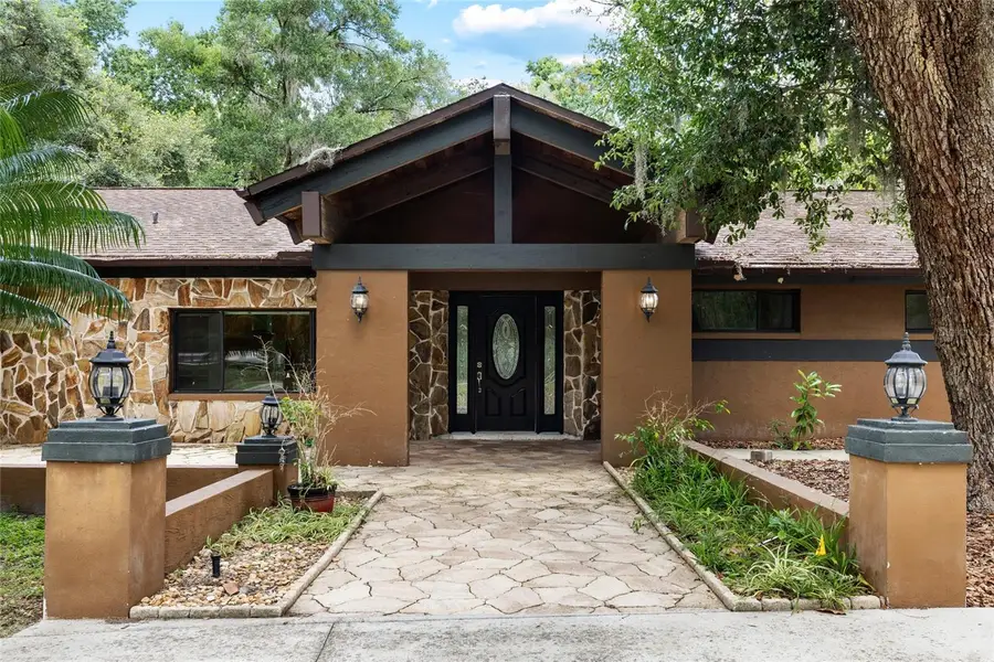 181 N Smokey Mountain Road, Seffner, FL 33584 - #2